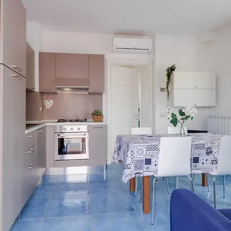 R20 Trilocale In Adamo&eva Con Piscine *
